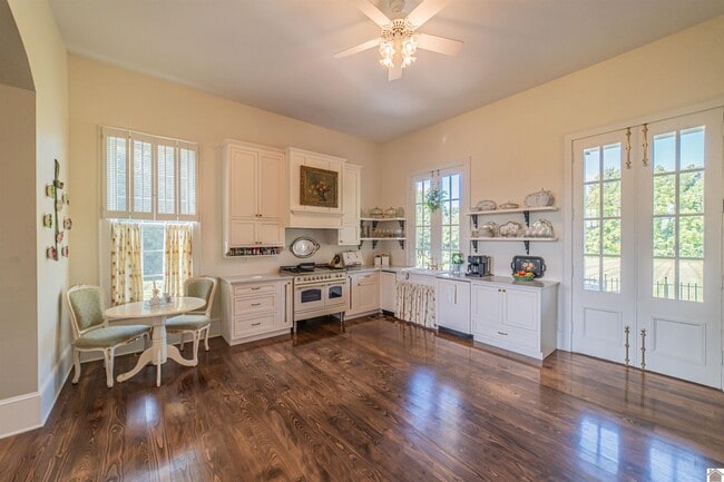 Building Photo - 2500 Biggs Rd