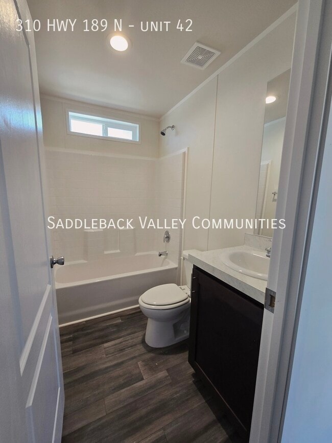 Building Photo - 310 HWY 189