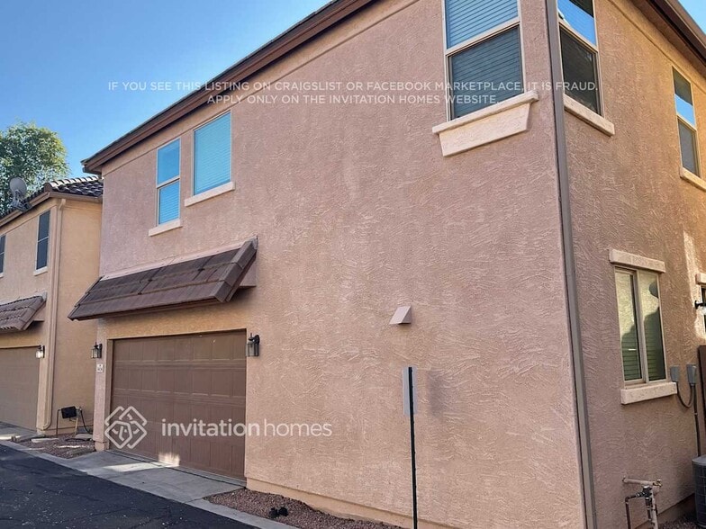 Building Photo - 1404 S Ponderosa Dr