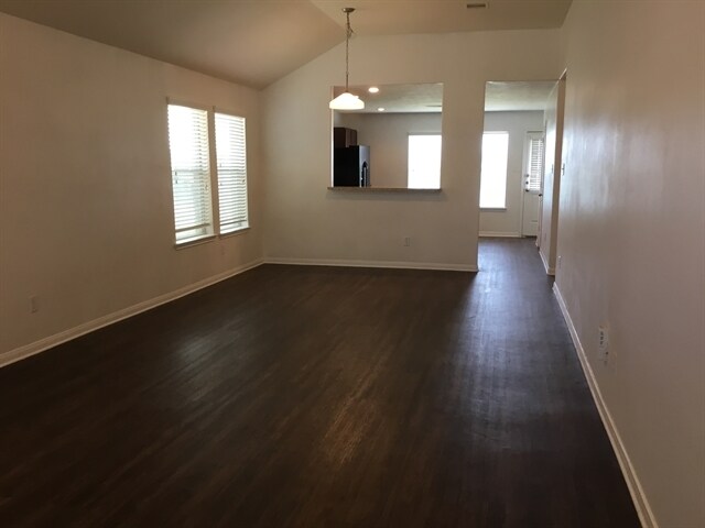 Building Photo - 22 Mira Loma Dr