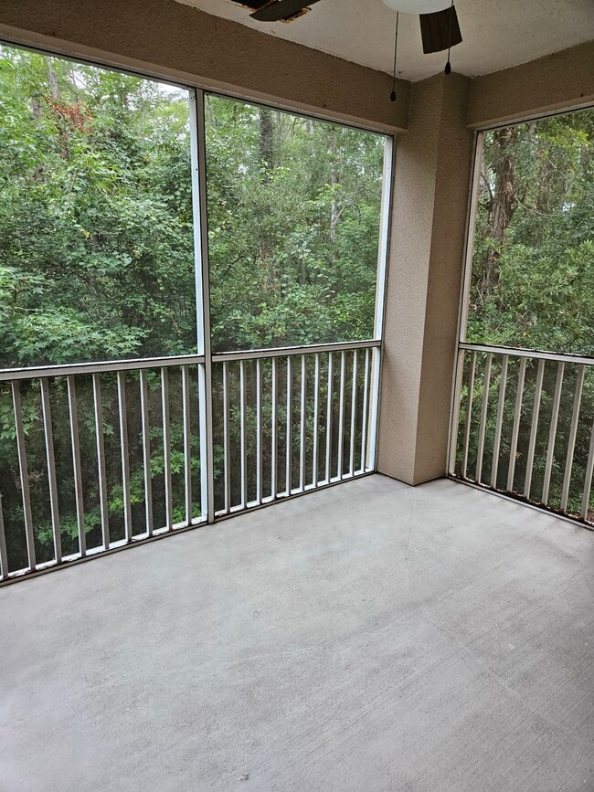 Building Photo - 13810 Sutton Park Dr N
