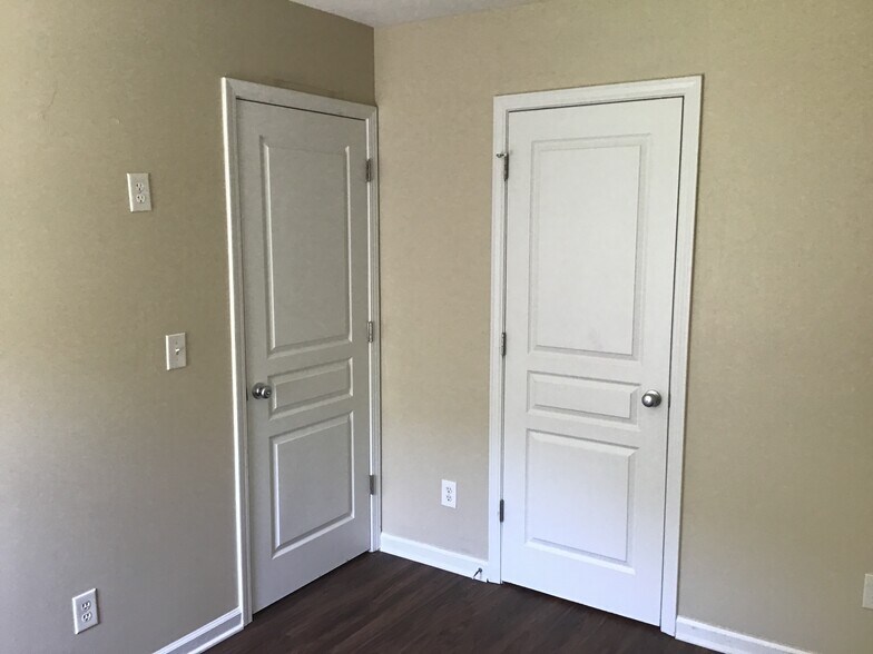 Building Photo - 3309 Glamorgan Ct