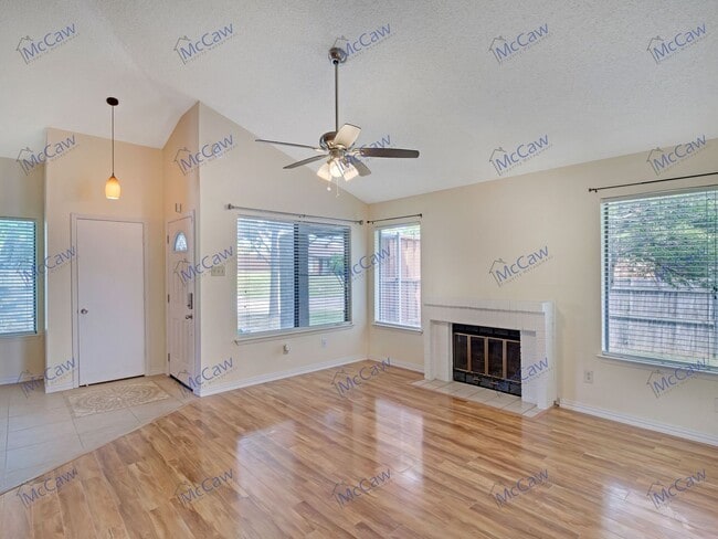 Building Photo - 2409 Sendero Trail