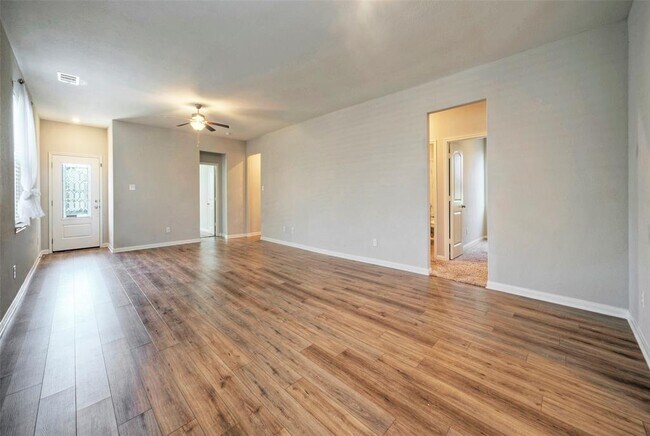 Building Photo - 249 Mount Vernon Way