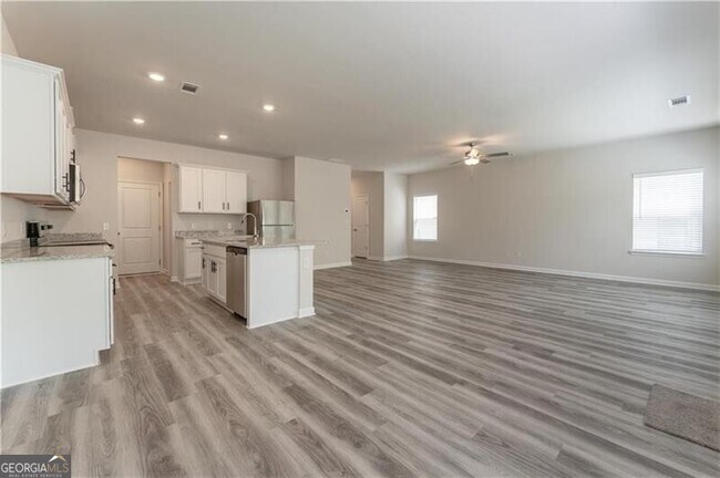 Building Photo - 4129 Oakwood Ter Ct