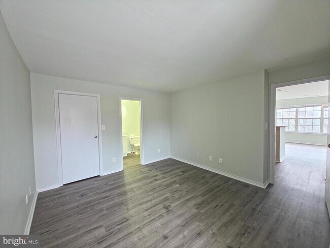 Building Photo - 18533 Boysenberry Dr