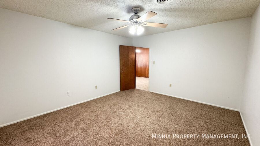 Building Photo - 1005 Itasca St