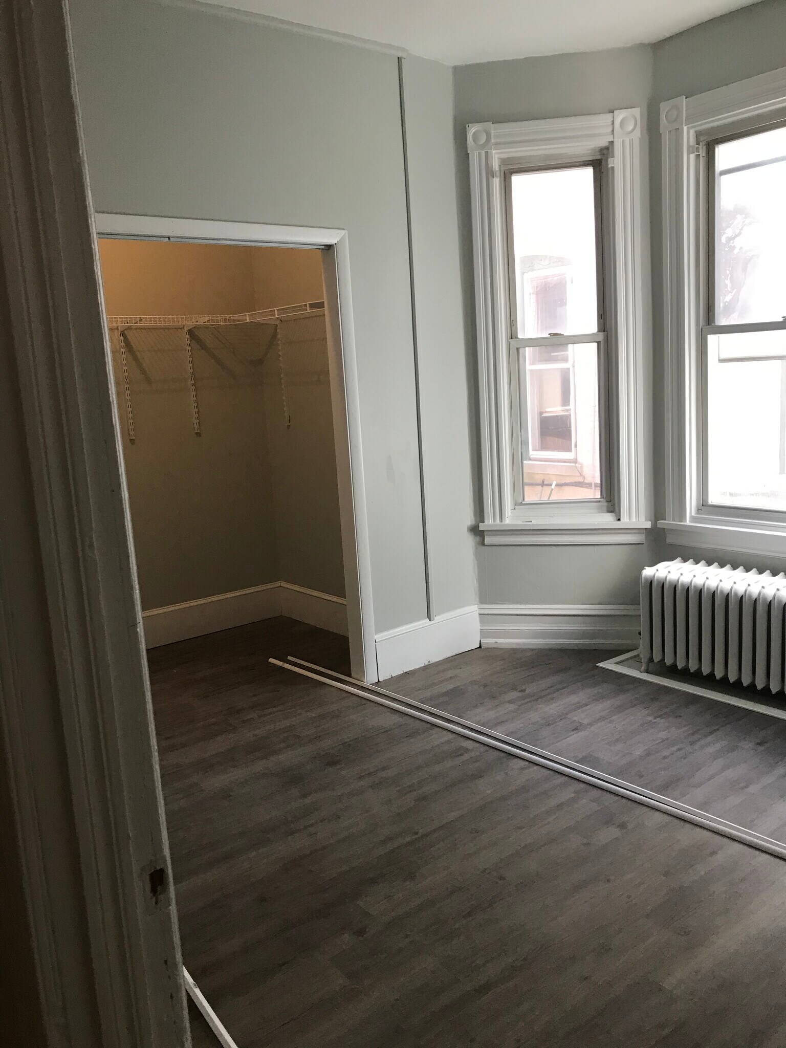 Building Photo - 163 Douglass St
