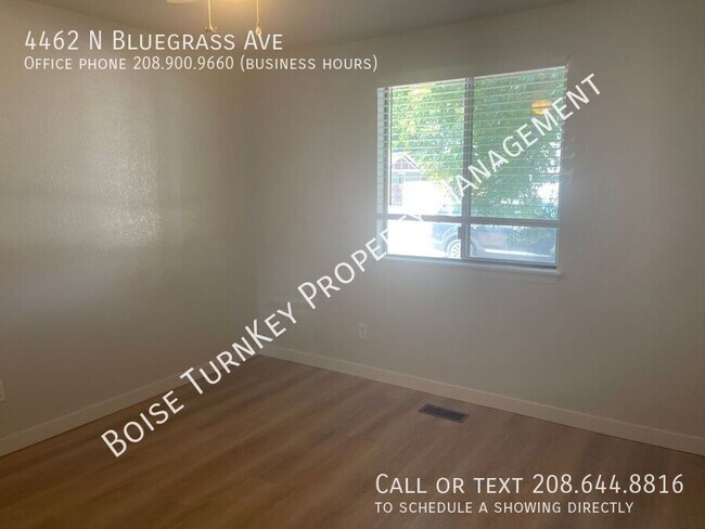 Building Photo - 4462 N Bluegrass Ave