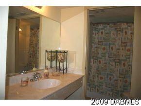 Building Photo - 1909 S Atlantic Ave