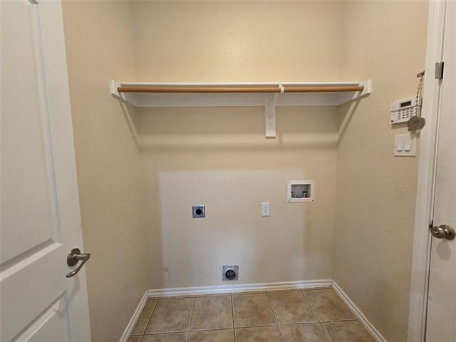Building Photo - 624 Caravan Dr