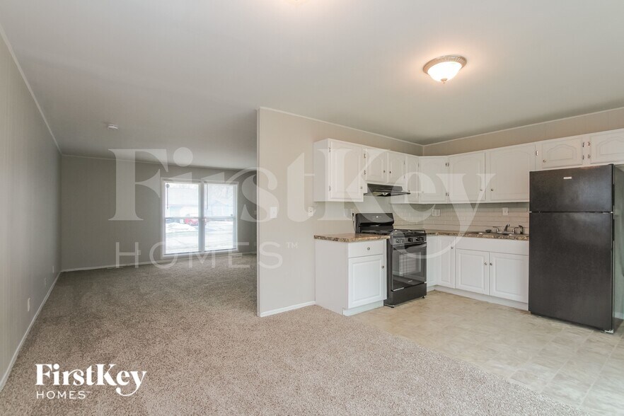 Building Photo - 5256 Penway St