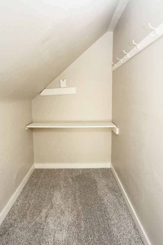 Building Photo - 1232 S 16th St