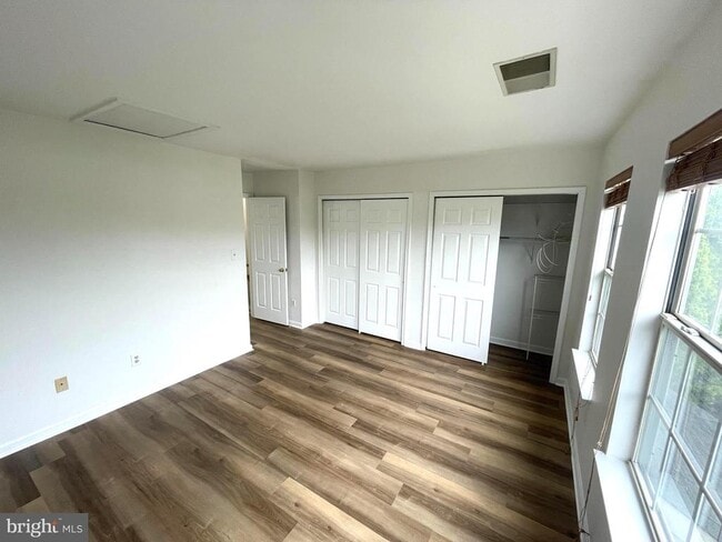 Building Photo - 14108 Autumn Cir