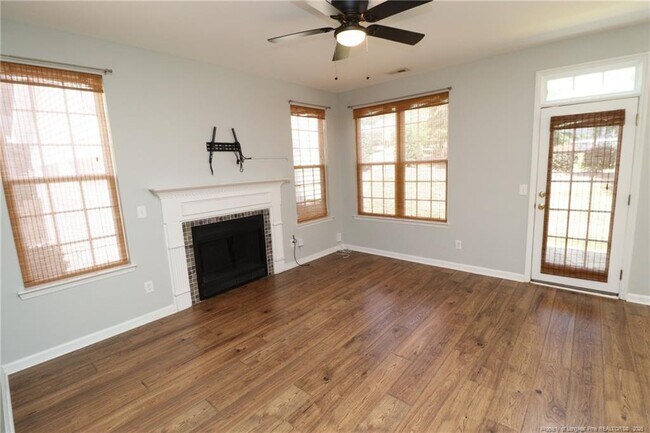 Building Photo - 1102 Silky Dogwood Trail