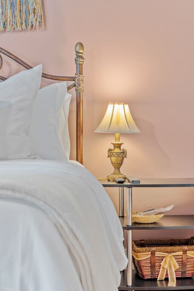 Building Photo - 509 Dabbs St