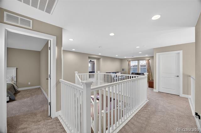 Building Photo - 6738 Club Villa Rd