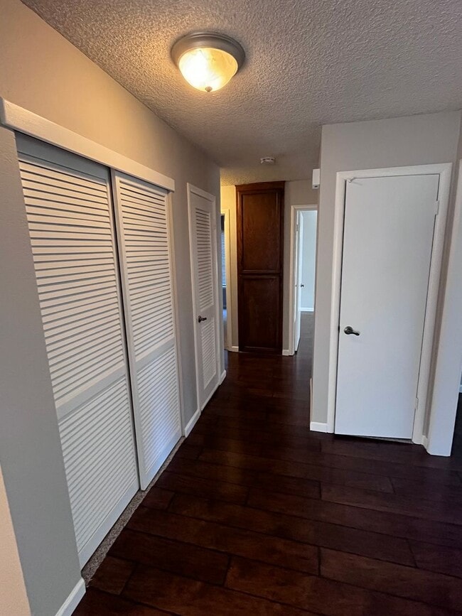 Building Photo - NICE UPDATED HOME IN CITRUS HEIGHTS!!