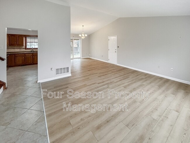 Building Photo - 1819 Elizabeth Ct