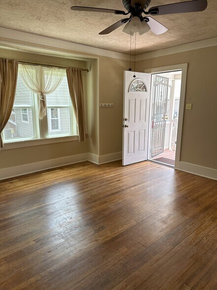 Living Room #1 - 509 N Institute St
