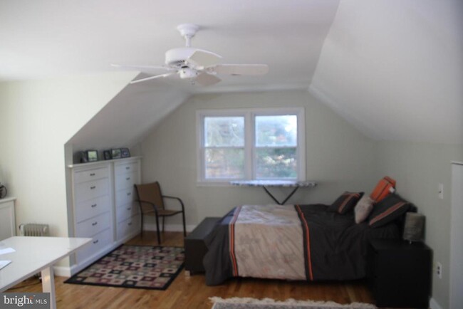 Building Photo - 7310 Durbin Terrace