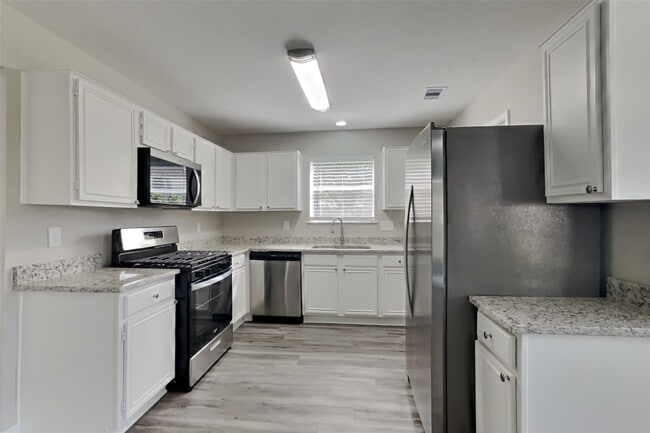 Building Photo - 21469 S Towerguard Dr