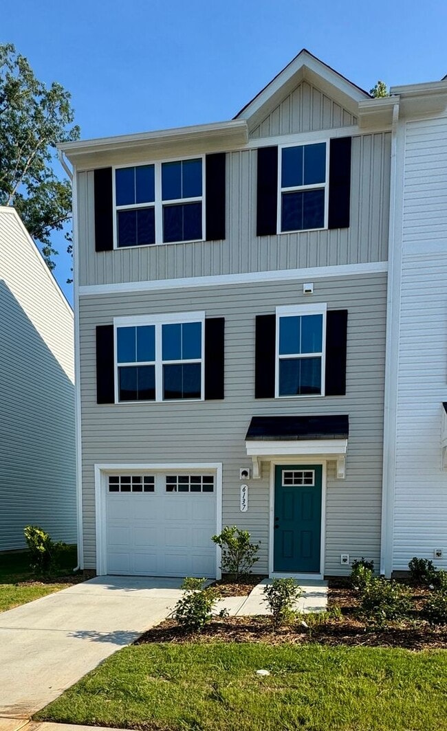 Building Photo - New Construction 3BR/2.5BA Townhouse