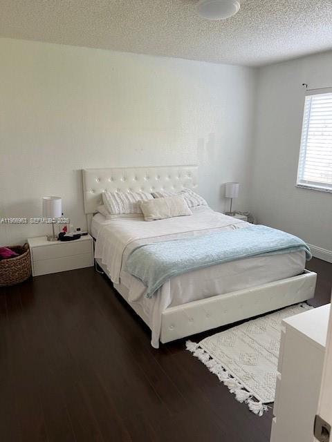 Building Photo - 4746 Lago Vista Dr