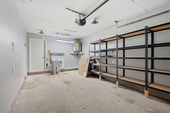 Building Photo - 345 Bailey St