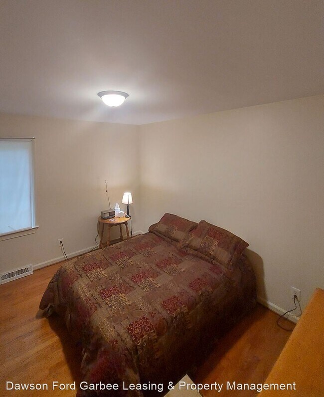 Building Photo - 4 br, 3.5 bath House - 2305 Heronhill Place