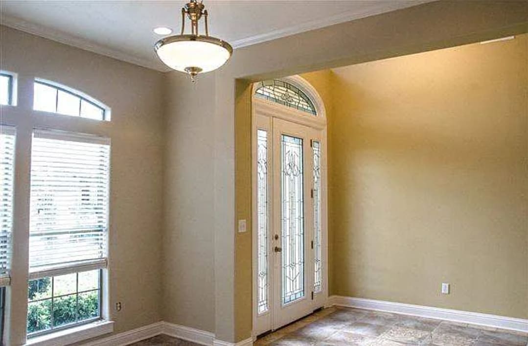 Building Photo - 13 Stonebrook Ct