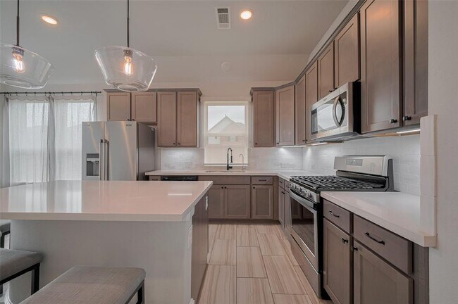 Building Photo - 23202 Penstemon Trail