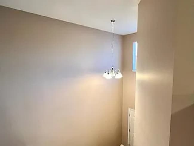 Building Photo - 1798 N 177th Plaza