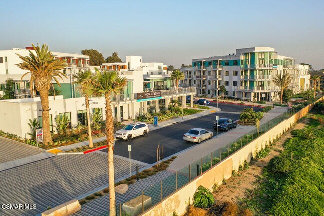 Building Photo - 1012 Vista del Mar Pl.