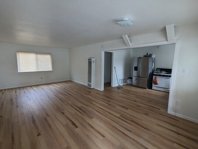 Building Photo - 1747 Conejo Dr