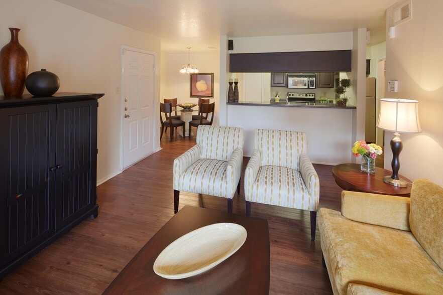 Building Photo - 10610 Morado Cir