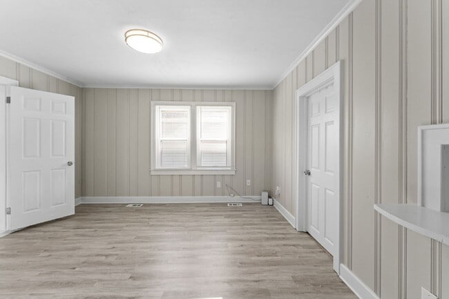 Building Photo - 254 Pocahontas Pl