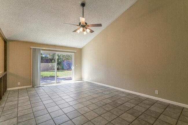 Building Photo - 14965 Dark Star Ct