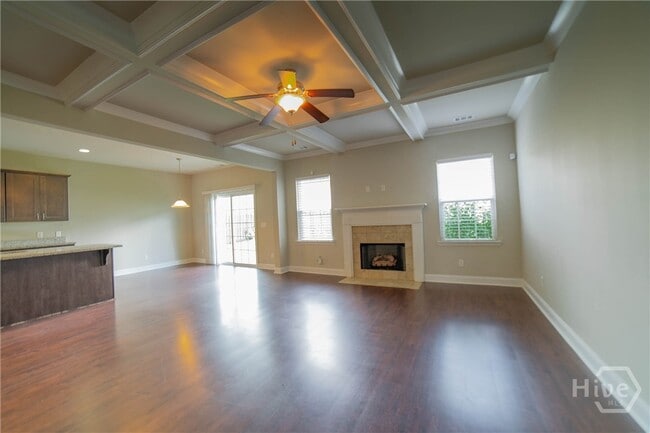 Building Photo - 126 Endicott Dr