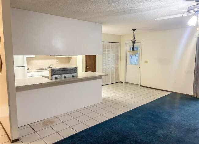 Building Photo - 7410 Orangeview Cir