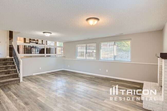 Building Photo - 3279 Breckenridge Dr W