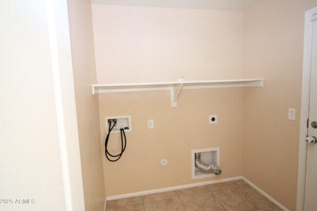 Building Photo - 1578 W San Tan Hills Dr