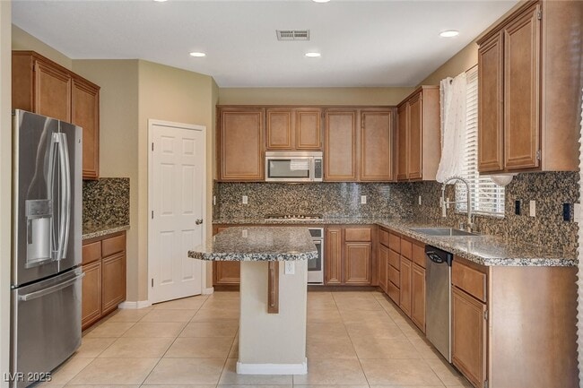 Building Photo - 3491 Bella Valencia Ct