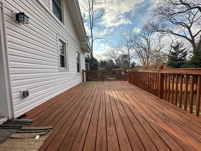 Building Photo - Beautiful Four-Bedroom House In Baltimore