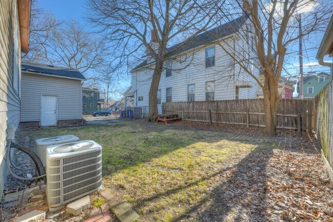 Building Photo - 4115 Whitman Ave