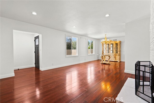 Building Photo - 23036 Burbank Blvd