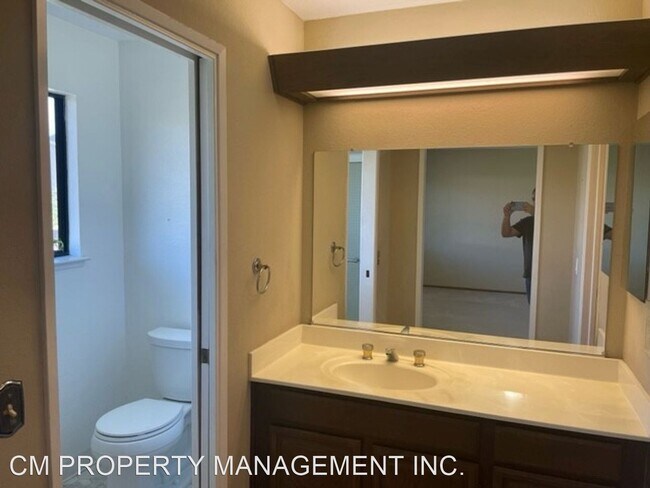 Building Photo - 3 br, 2.5 bath House - 5328 Sunny Orchard ...