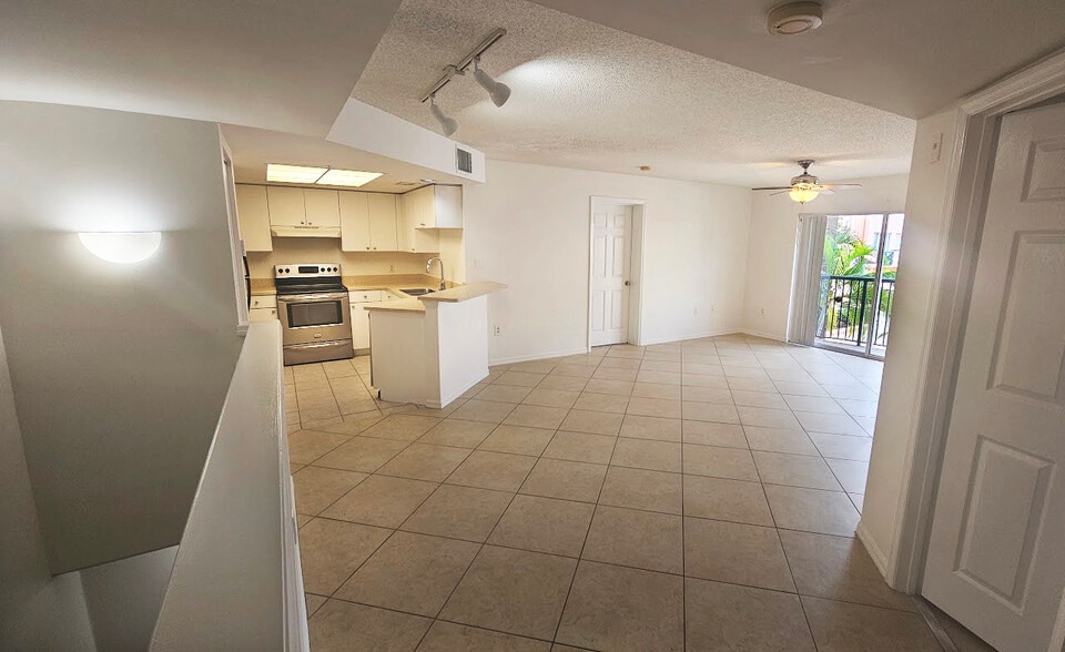 Living room and kitchen - 2033 SE 10th Ave