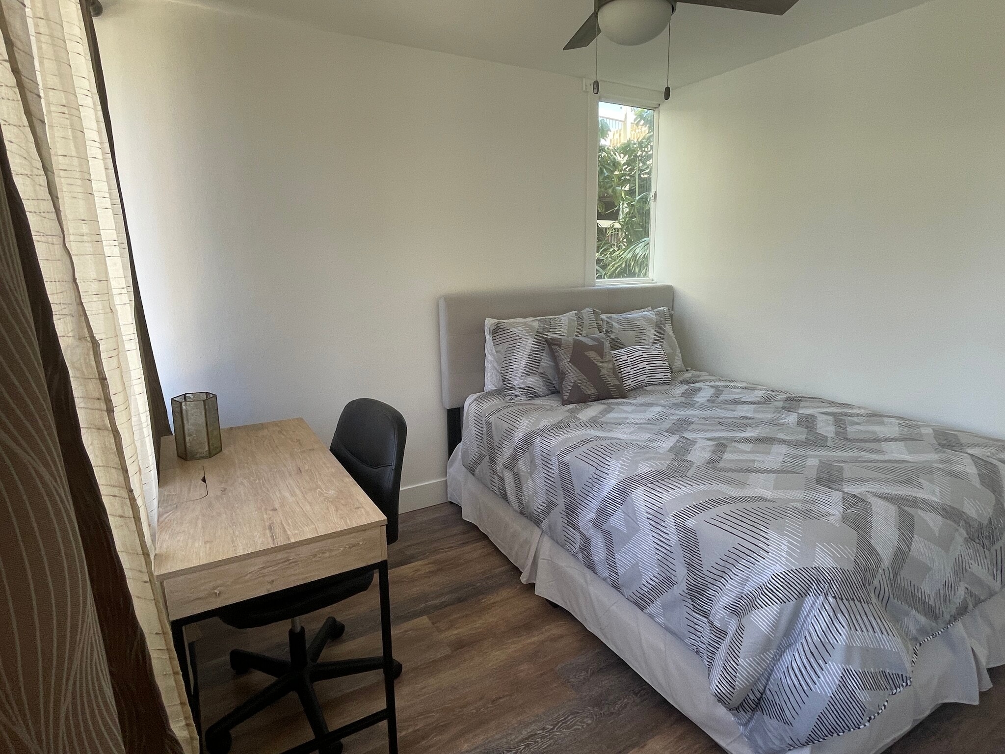 Building Photo - 435 Seaside Ave