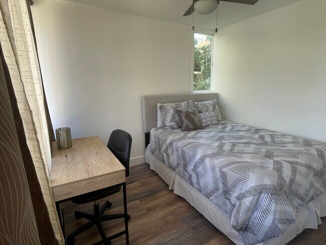 Building Photo - 435 Seaside Ave